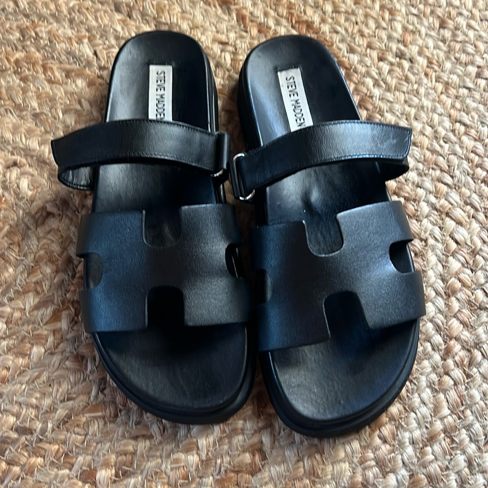 Steve Madden Mayven Black Leather Sandal